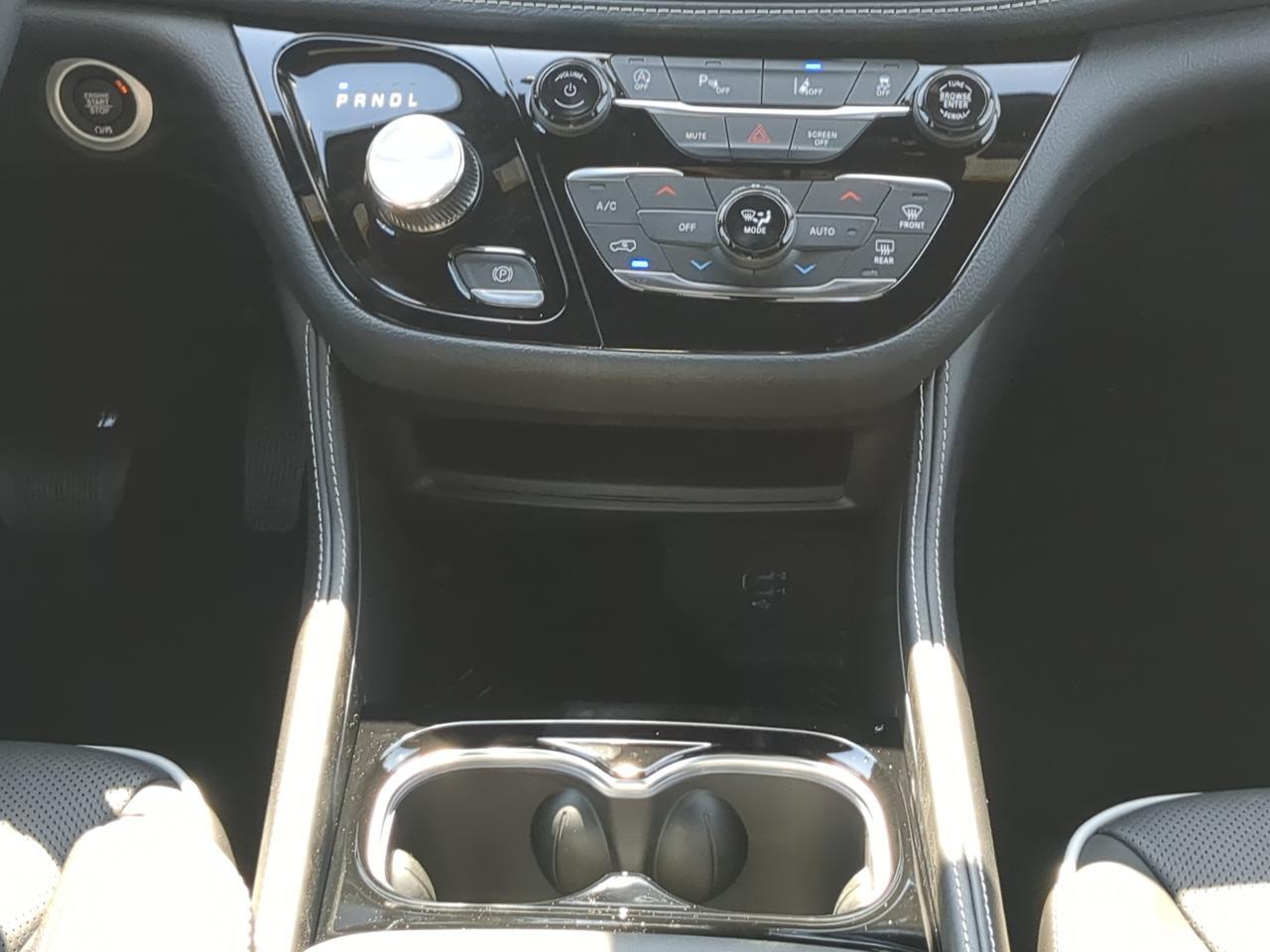 2027 Chrysler Pacifica Limited Winder GA