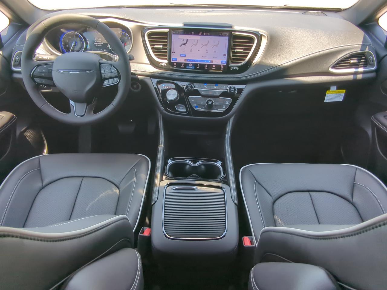 2027 Chrysler Pacifica Limited Winder GA
