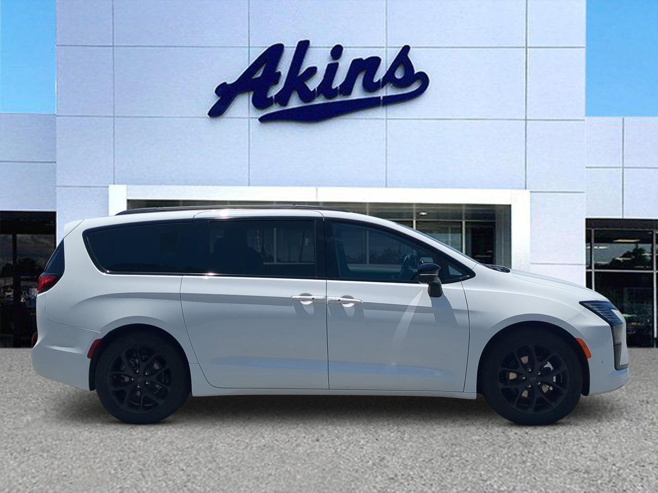 2027 Chrysler Pacifica Limited
