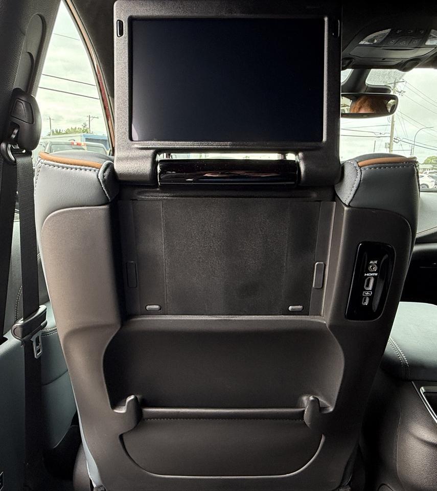 2027 Chrysler Pacifica Pinnacle AWD | V6 | Red Hot Pearl | Theater FamCam | Dual Pane Pano Sunroof | 19 Speaker Redwater AB