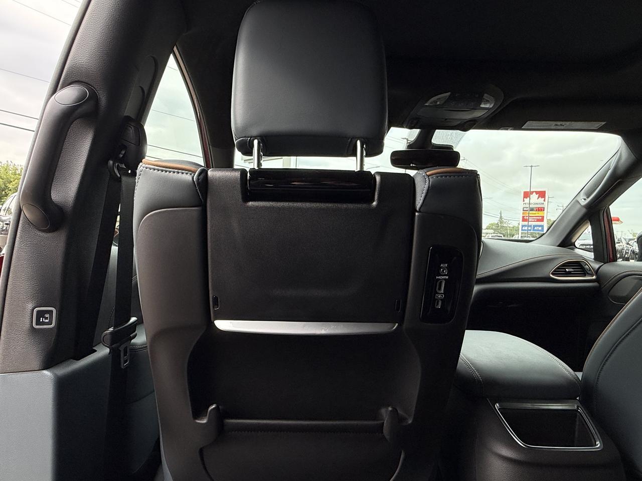 2027 Chrysler Pacifica Pinnacle AWD | V6 | Red Hot Pearl | Theater FamCam | Dual Pane Pano Sunroof | 19 Speaker Redwater AB