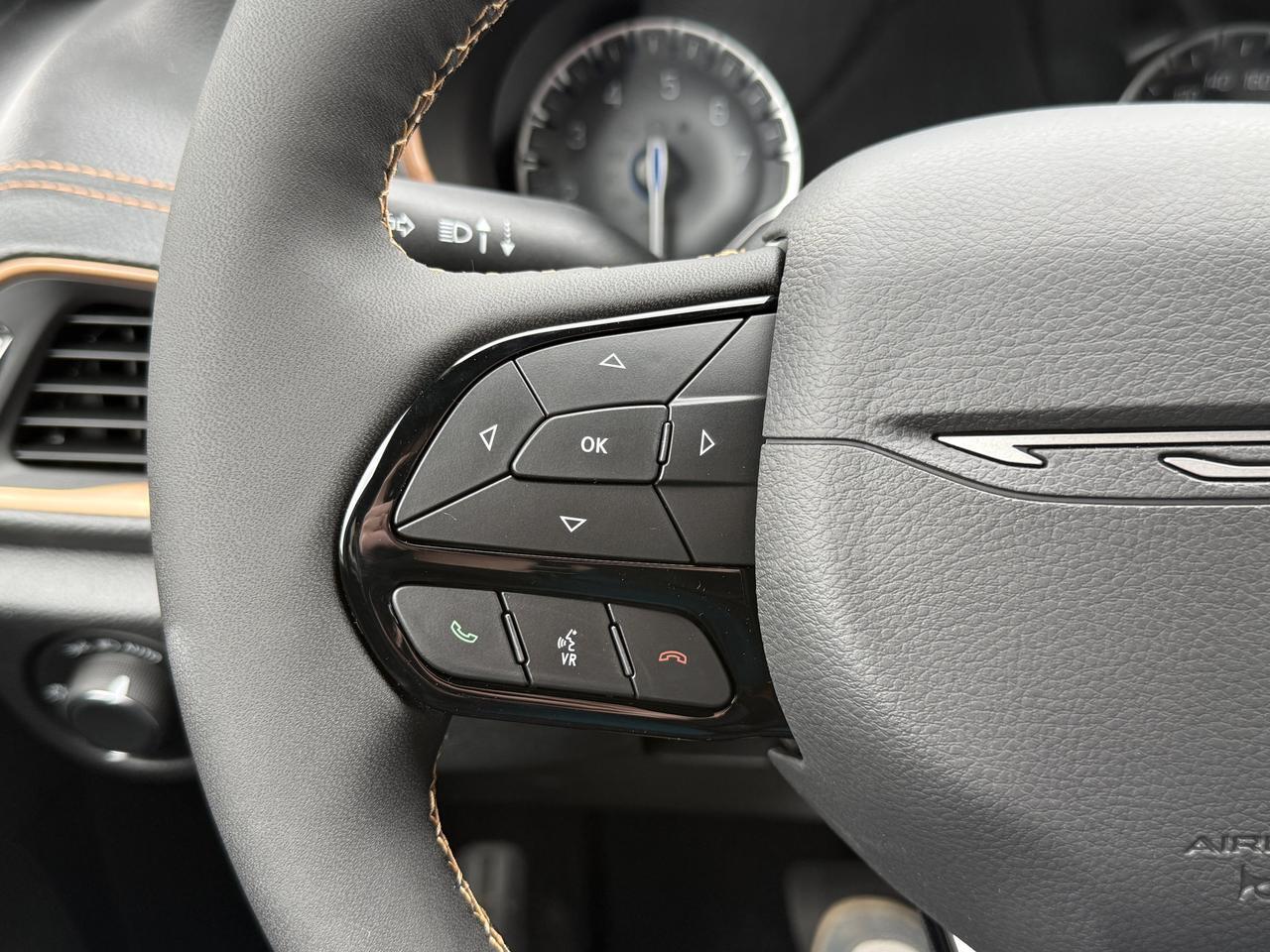 2027 Chrysler Pacifica Pinnacle AWD | V6 | Red Hot Pearl | Theater FamCam | Dual Pane Pano Sunroof | 19 Speaker Redwater AB