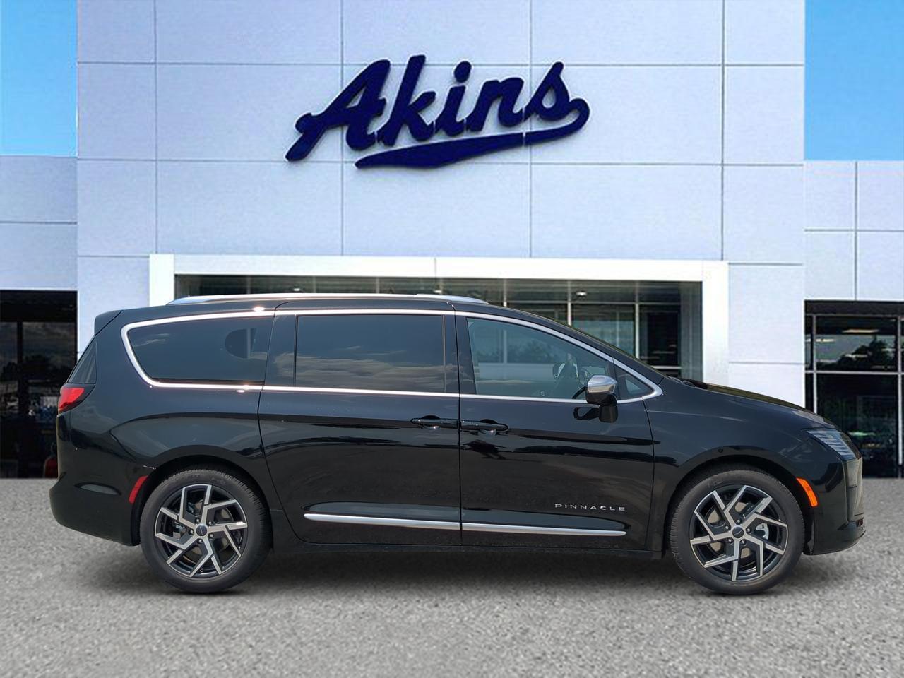 2027 Chrysler Pacifica Pinnacle Appleton WI