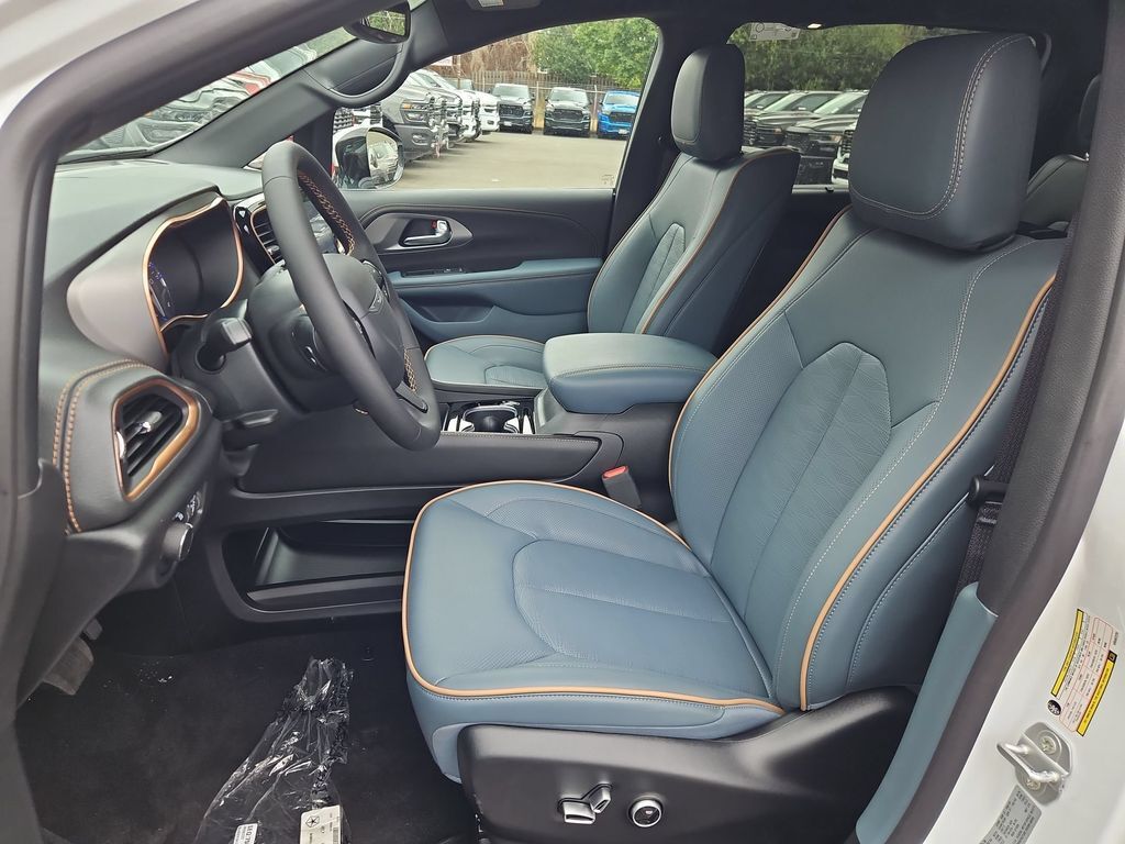 2027 Chrysler Pacifica Pinnacle Gresham OR