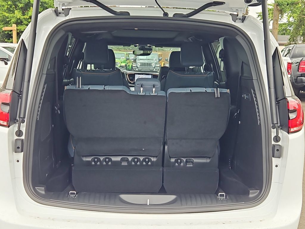 2027 Chrysler Pacifica Pinnacle Gresham OR