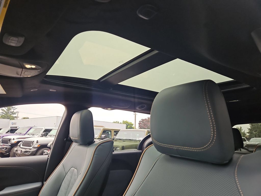2027 Chrysler Pacifica Pinnacle Gresham OR