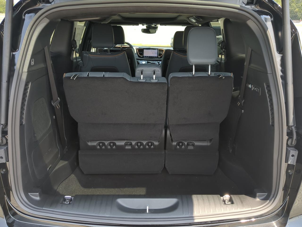2027 Chrysler Pacifica Pinnacle Winder GA