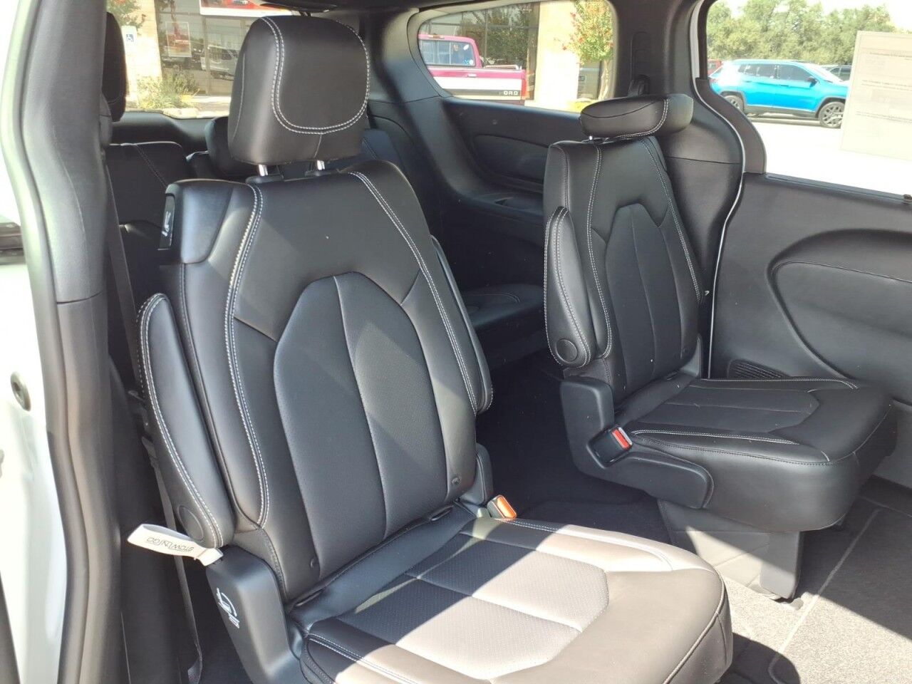 2027 Chrysler Pacifica Select Uvalde TX
