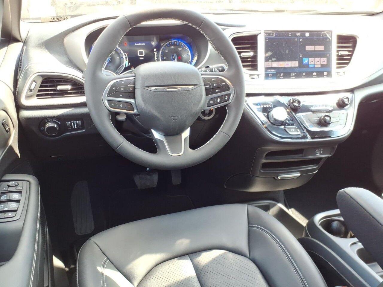 2027 Chrysler Pacifica Select Uvalde TX
