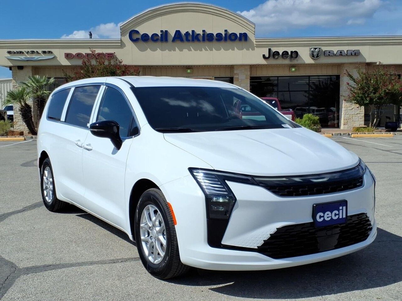 2027 Chrysler Pacifica Select
