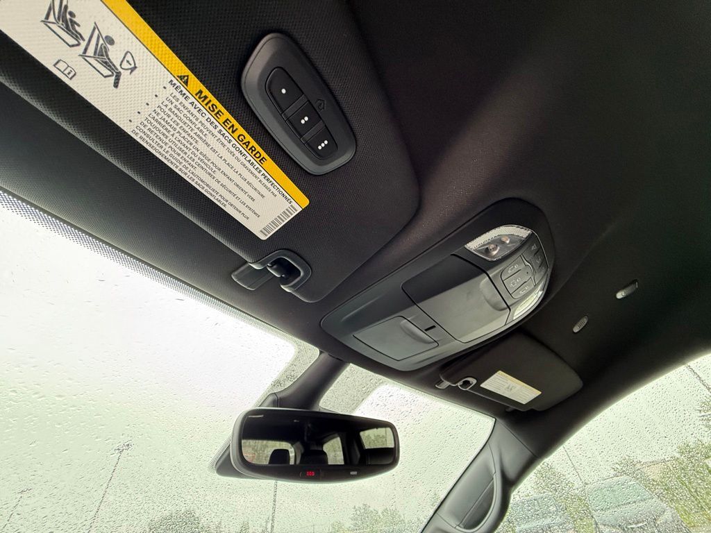 2027 Chrysler Pacifica Select Crestwood KY