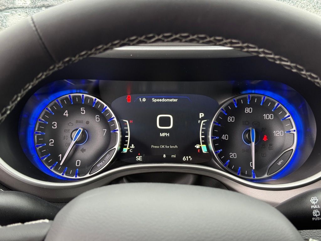 2027 Chrysler Pacifica Select Crestwood KY