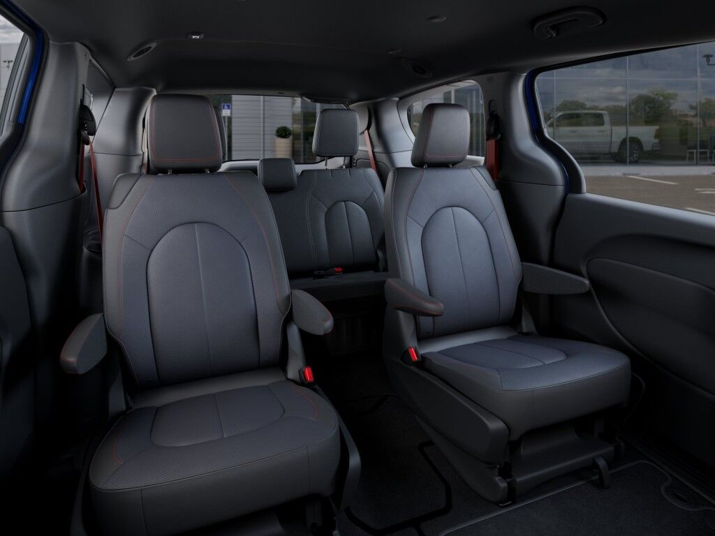 2027 Chrysler Pacifica Select Owego NY