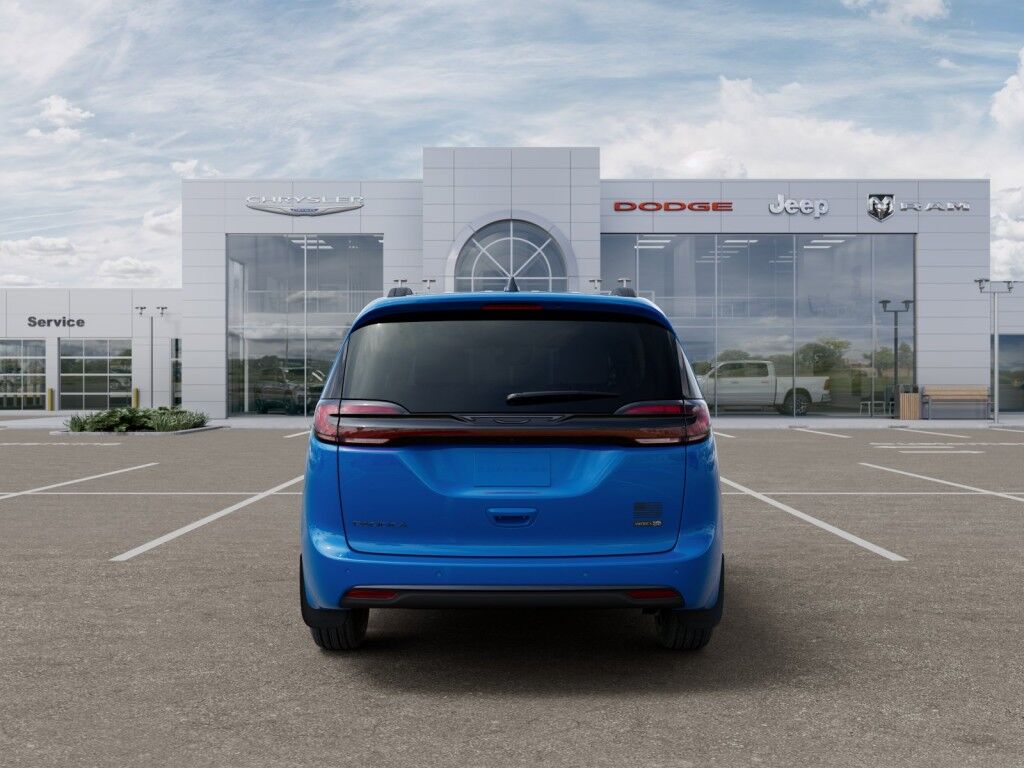 2027 Chrysler Pacifica Select Owego NY
