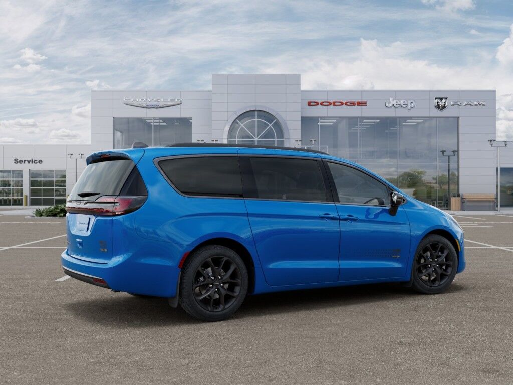 2027 Chrysler Pacifica Select Owego NY