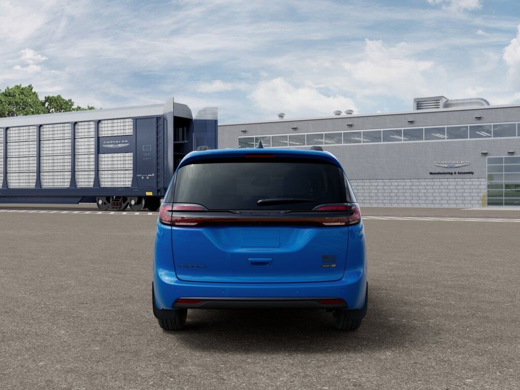 2027 Chrysler Pacifica Select Owego NY
