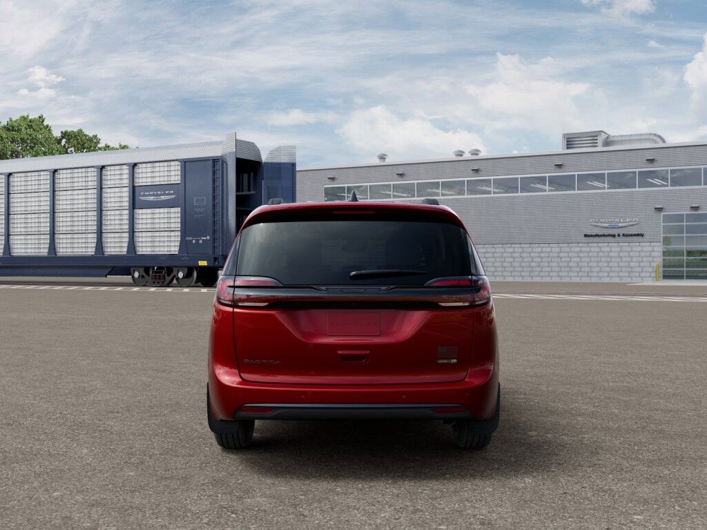 2027 Chrysler Pacifica Select Owego NY
