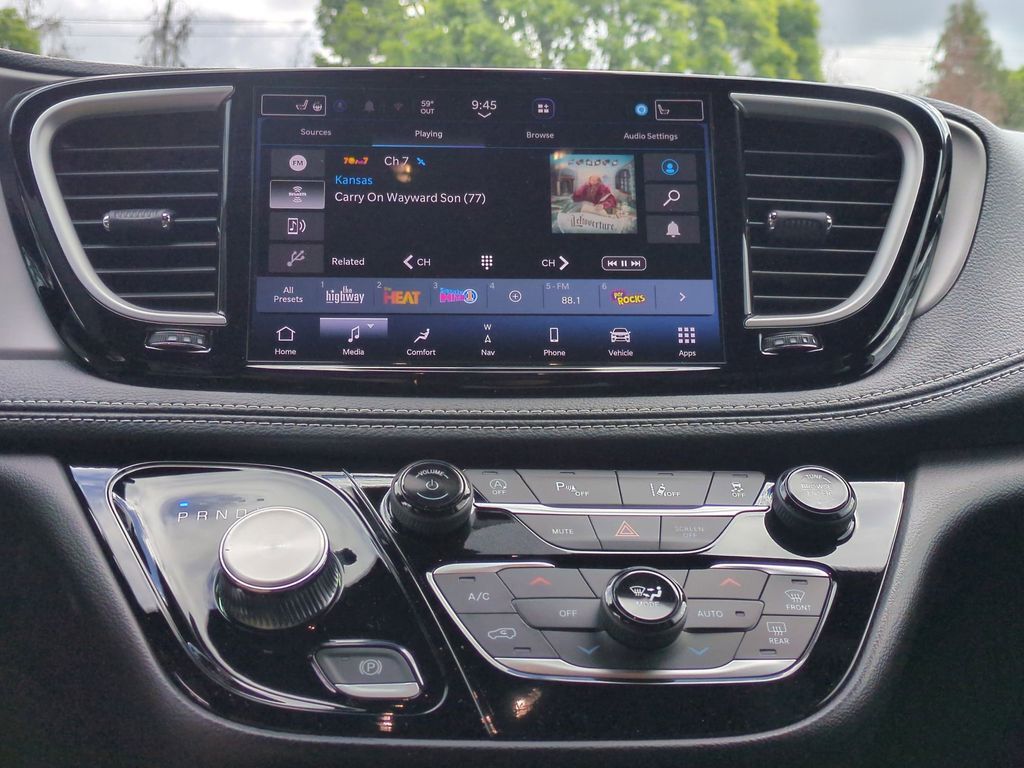 2027 Chrysler Pacifica Select Gresham OR