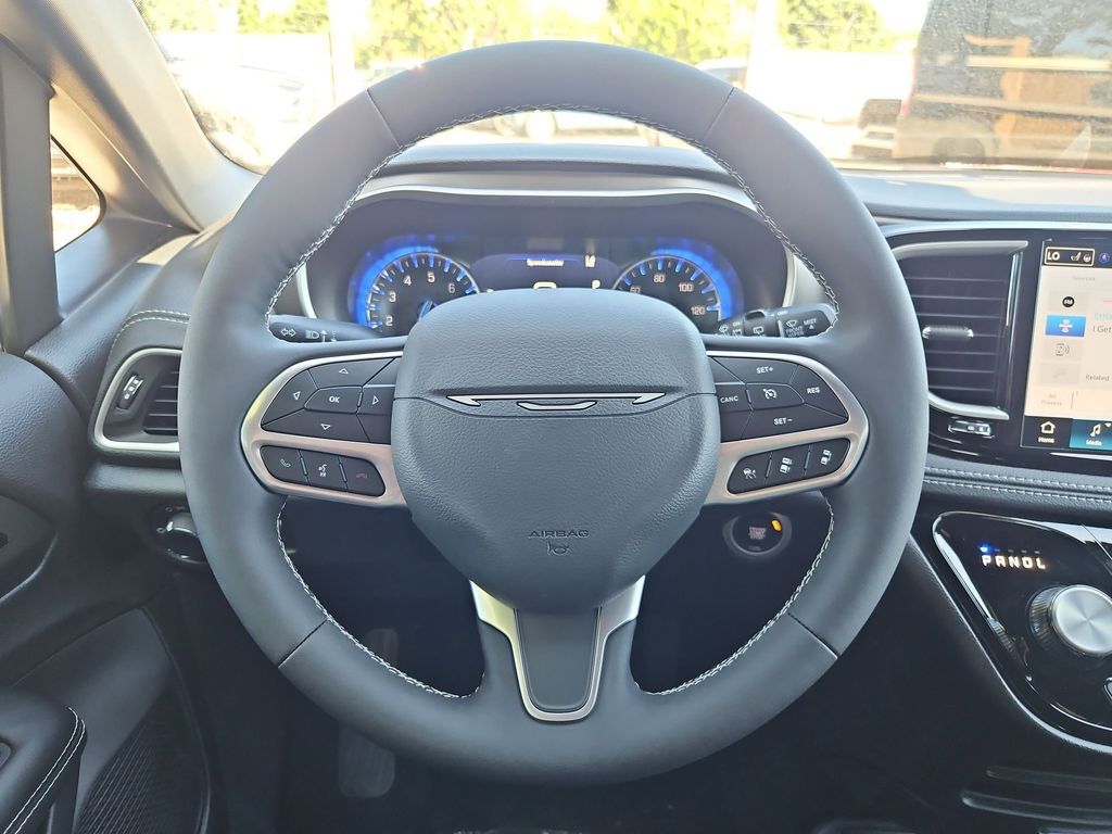 2027 Chrysler Pacifica Select Gresham OR