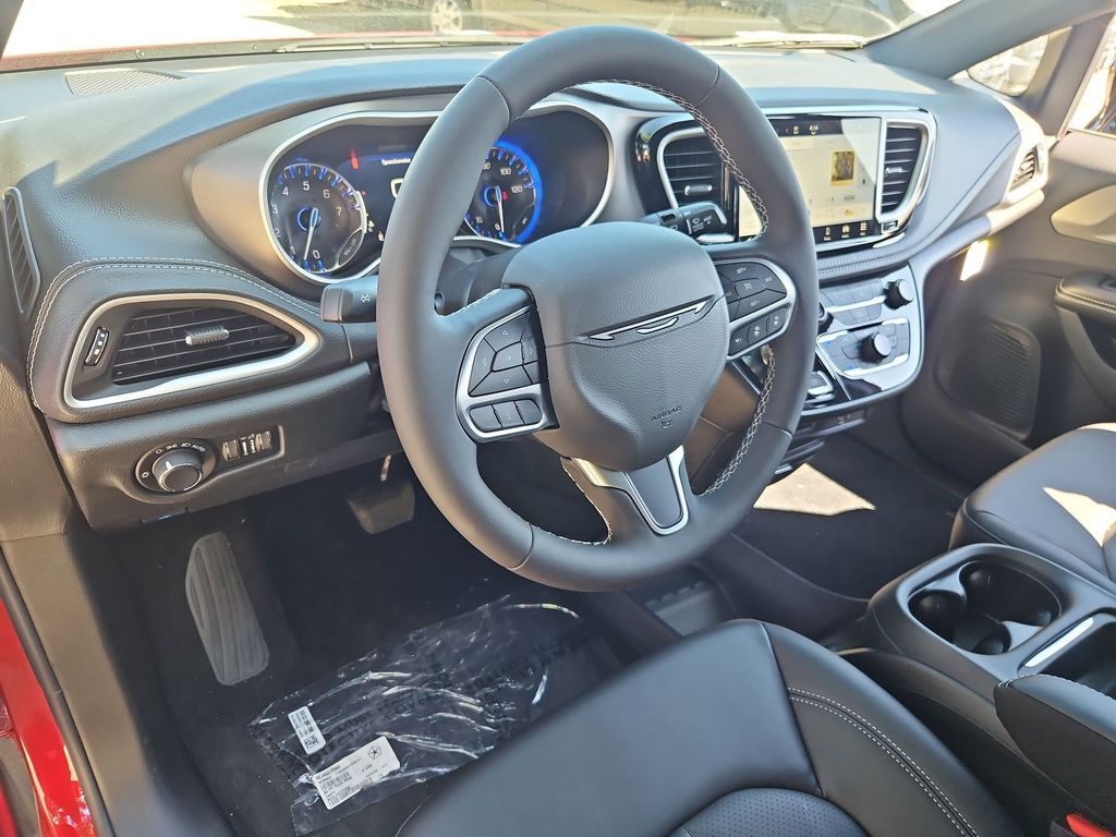2027 Chrysler Pacifica Select Gresham OR