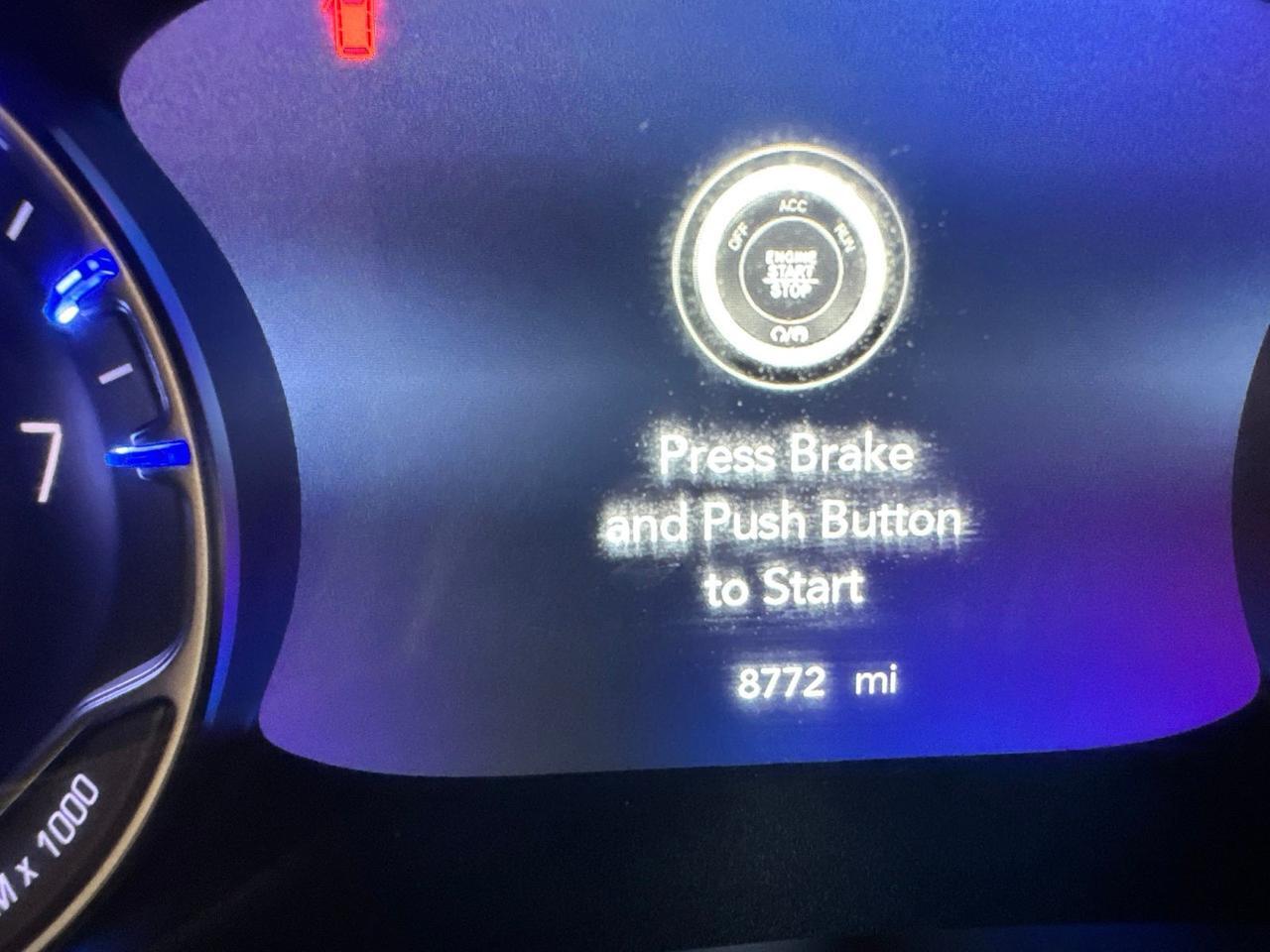 2027 Chrysler Pacifica Select West Burlington IA