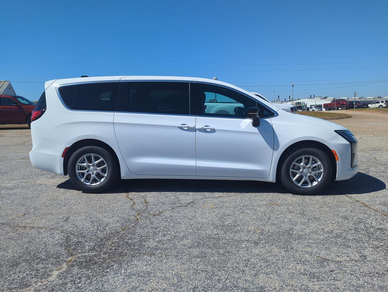 2027 Chrysler Pacifica Select Winder GA
