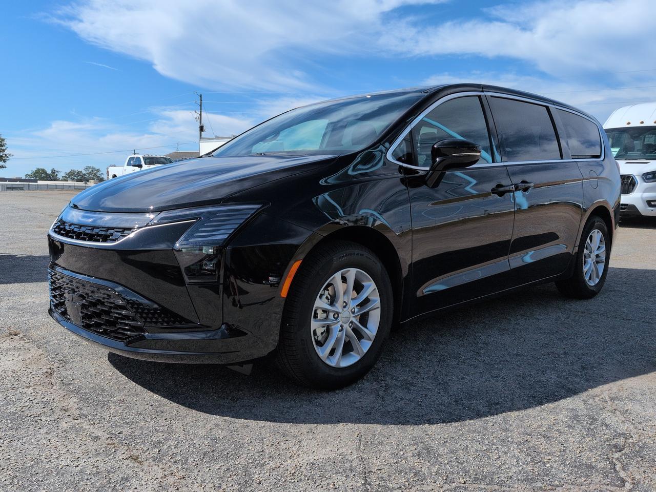 2027 Chrysler Pacifica Select Winder GA