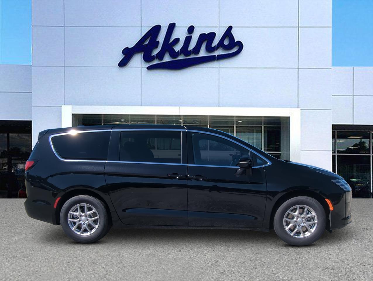 2027 Chrysler Pacifica Select