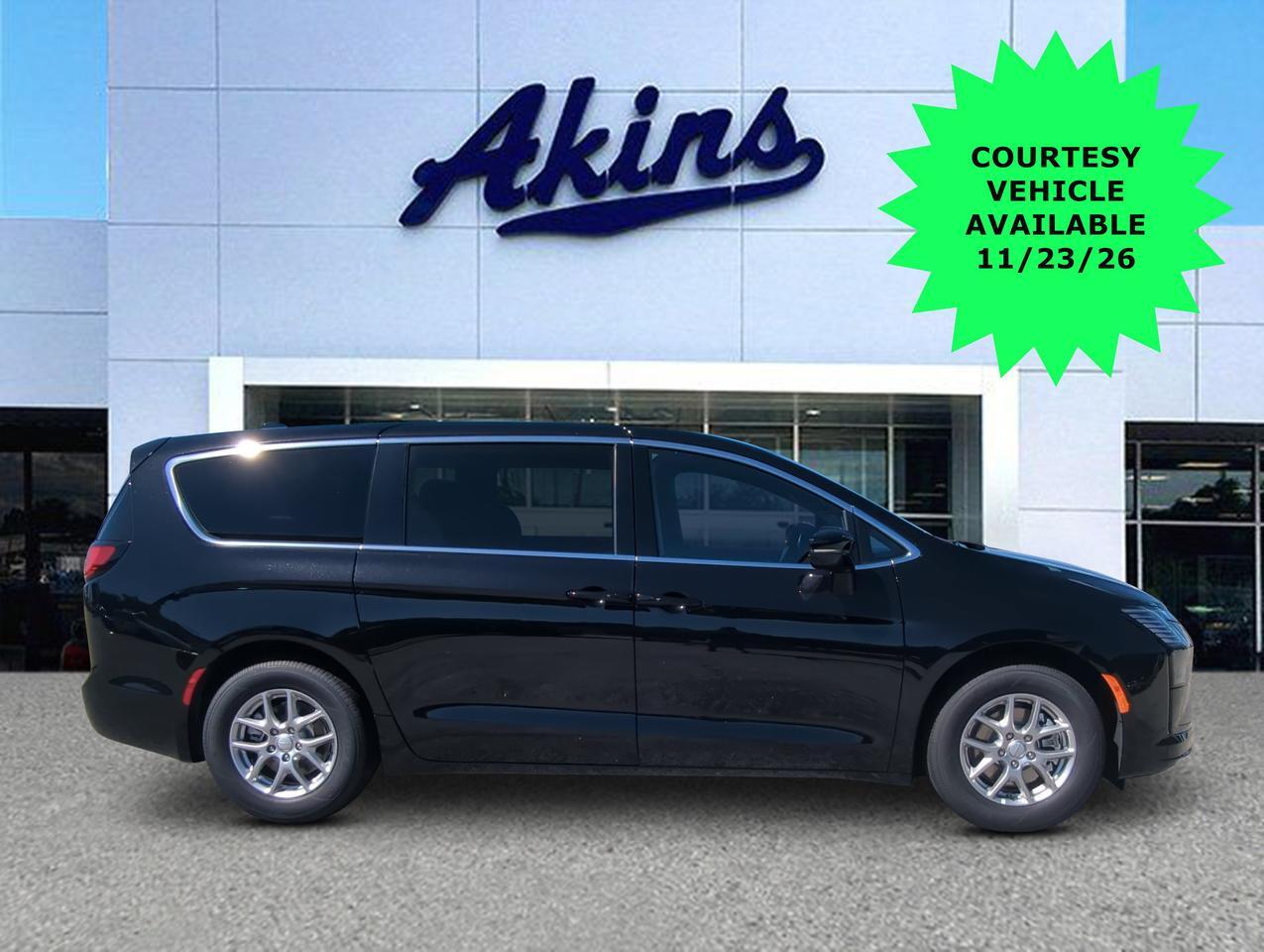 2027 Chrysler Pacifica Select