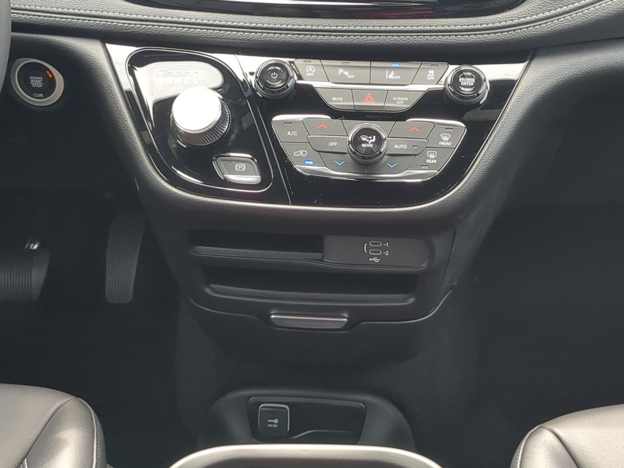 2027 Chrysler Pacifica Select Winder GA
