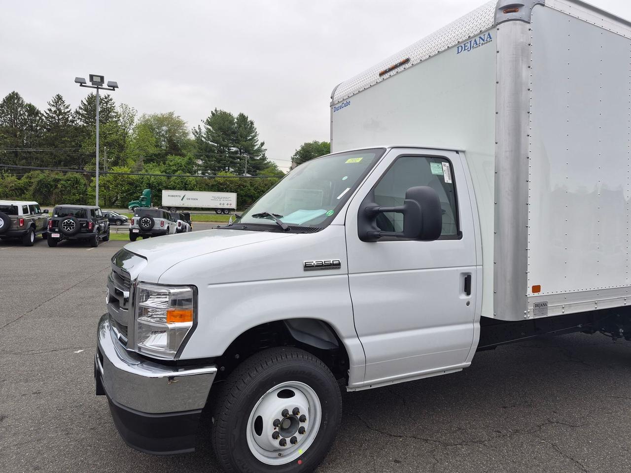 2027 Ford E-350SD BOX TRUCK Warrenton VA