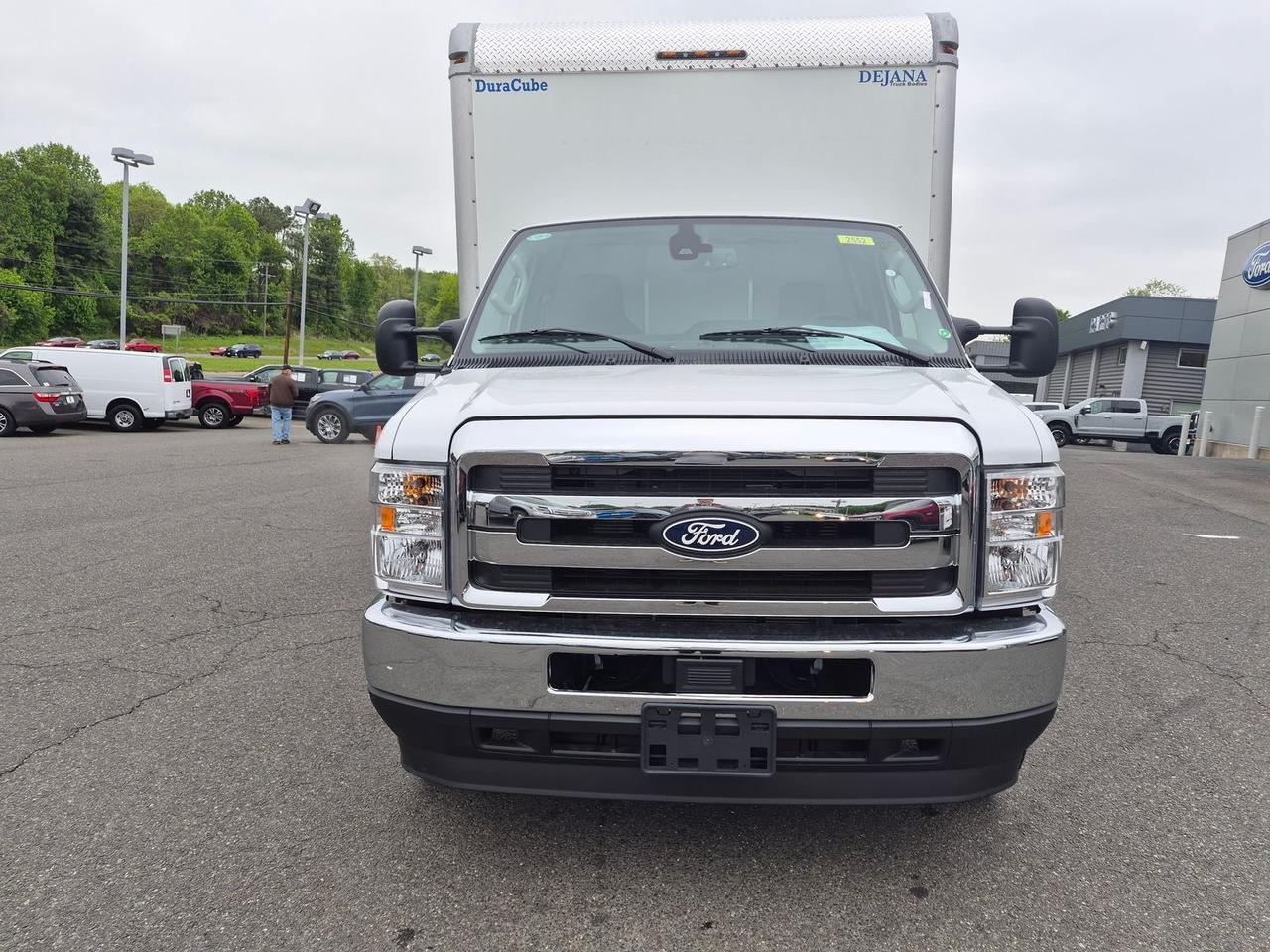 2027 Ford E-350SD BOX TRUCK Warrenton VA