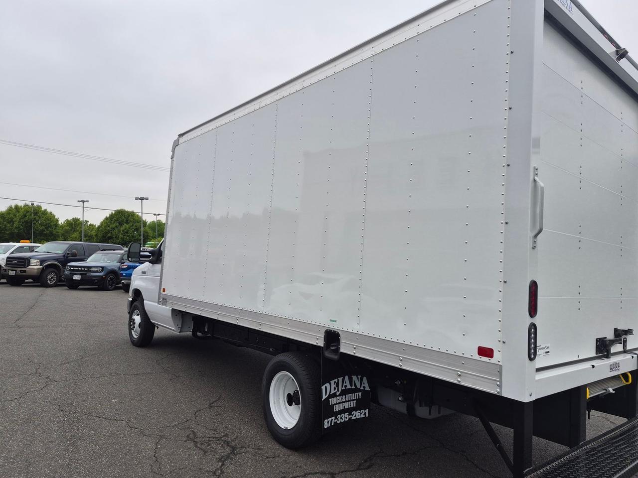 2027 Ford E-350SD BOX TRUCK Warrenton VA