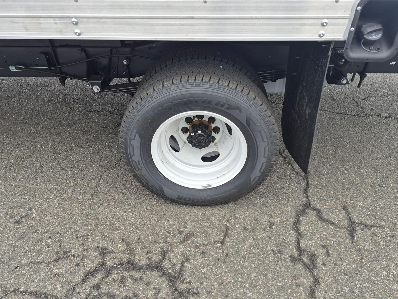 2027 Ford E-350SD BOX TRUCK Warrenton VA