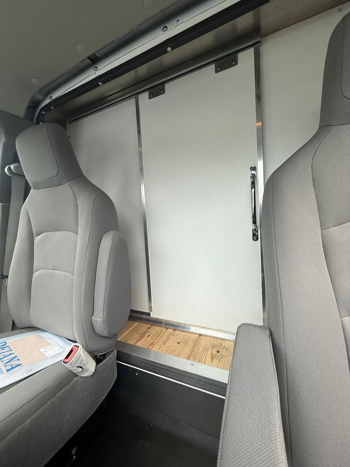 2027 Ford E-350SD DRW Gaithersburg MD