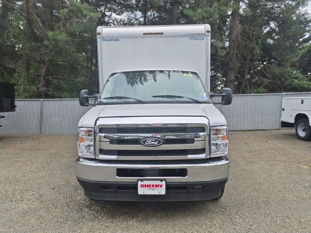 2027 Ford E-450SD BOX TRUCK Warrenton VA