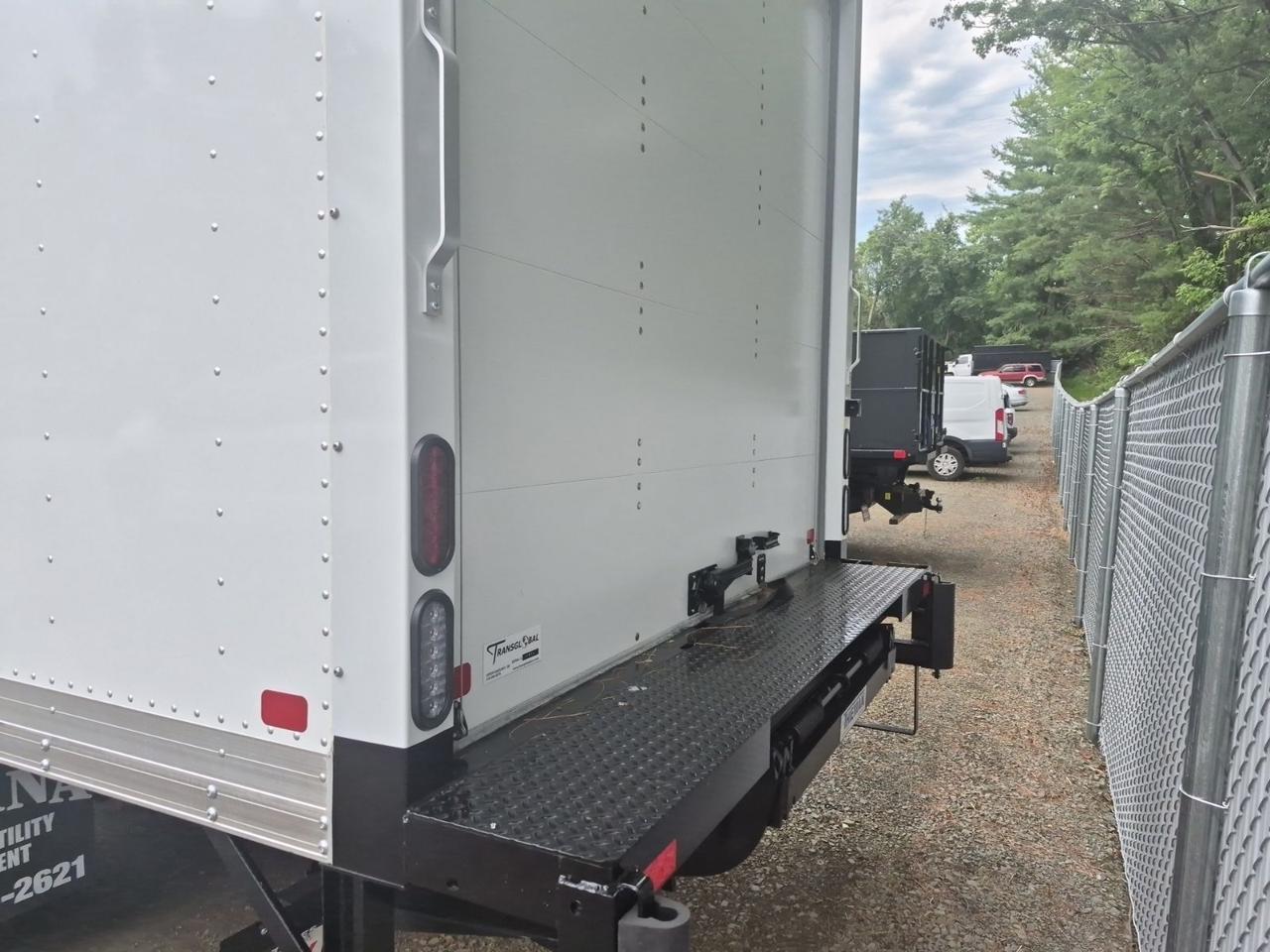 2027 Ford E-450SD BOX TRUCK Warrenton VA
