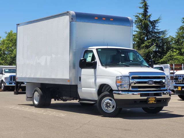 2027 Ford E-Series DRW E-450 Super Duty 158 in WB's photo