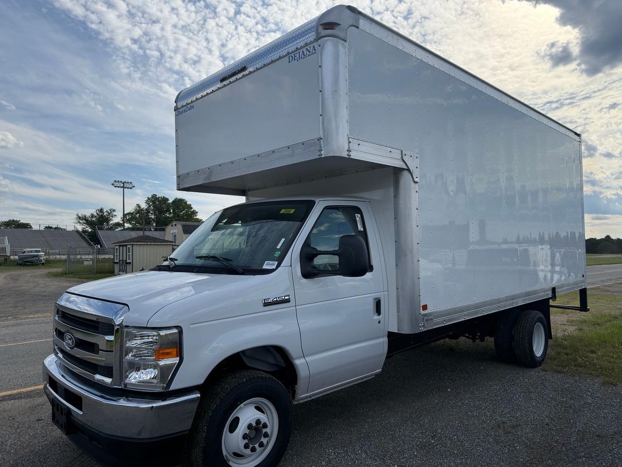 2027 Ford E-450SD Base Gaithersburg MD
