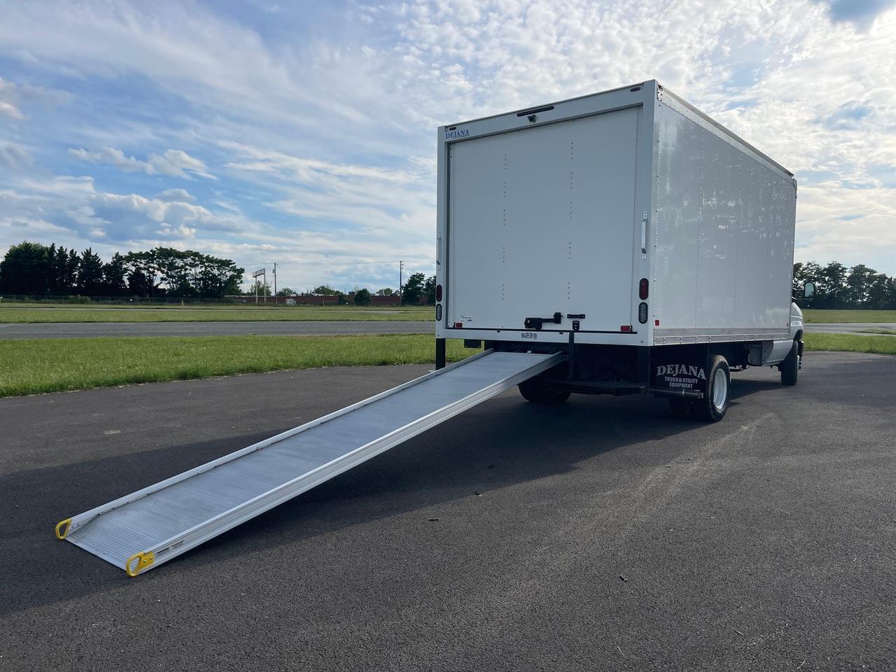 2027 Ford E-450SD Base Gaithersburg MD