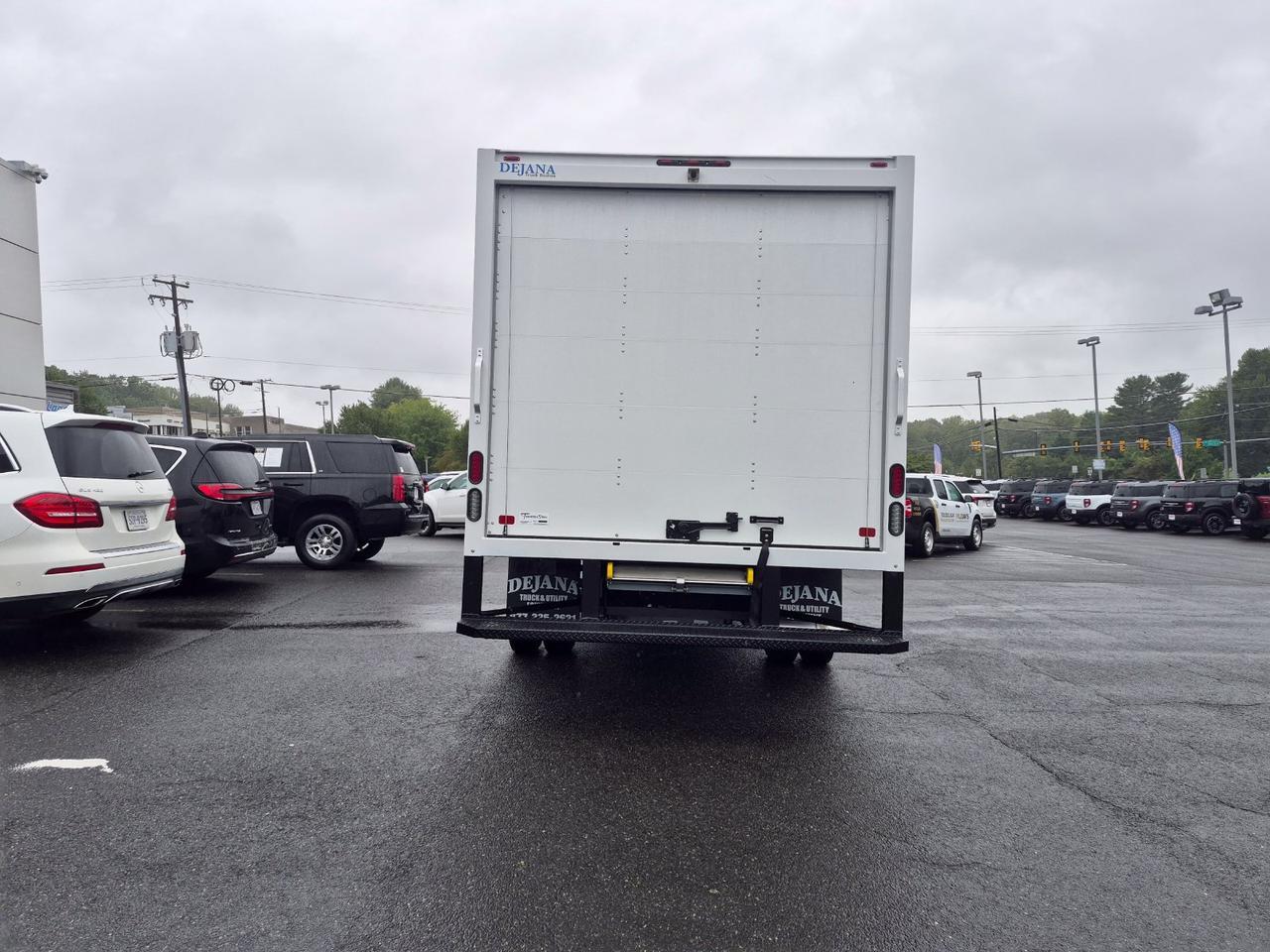 2027 Ford E-450SD Base Warrenton VA
