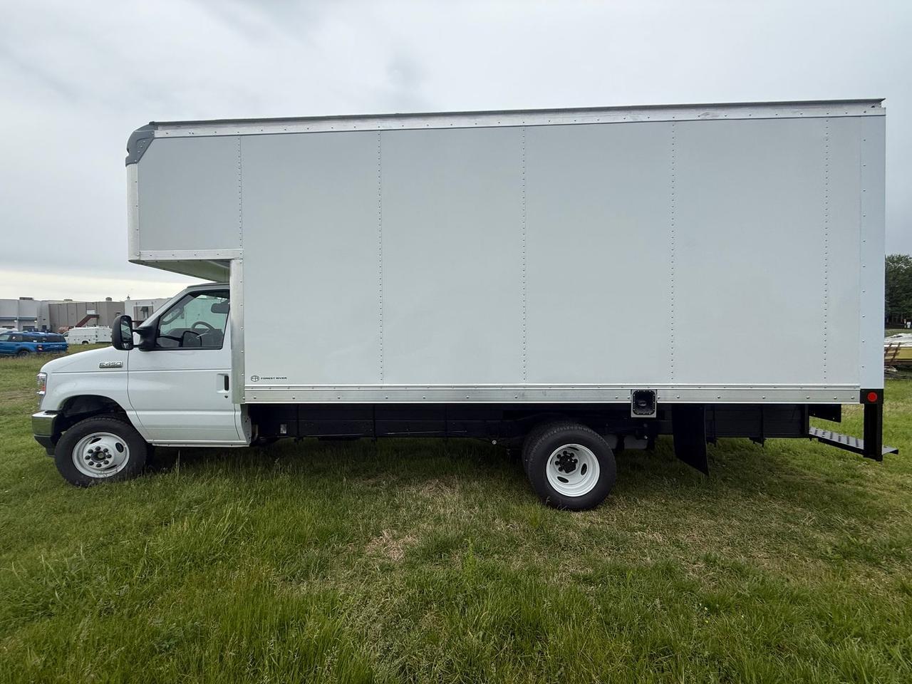 2027 Ford E-450SD DRW Gaithersburg MD