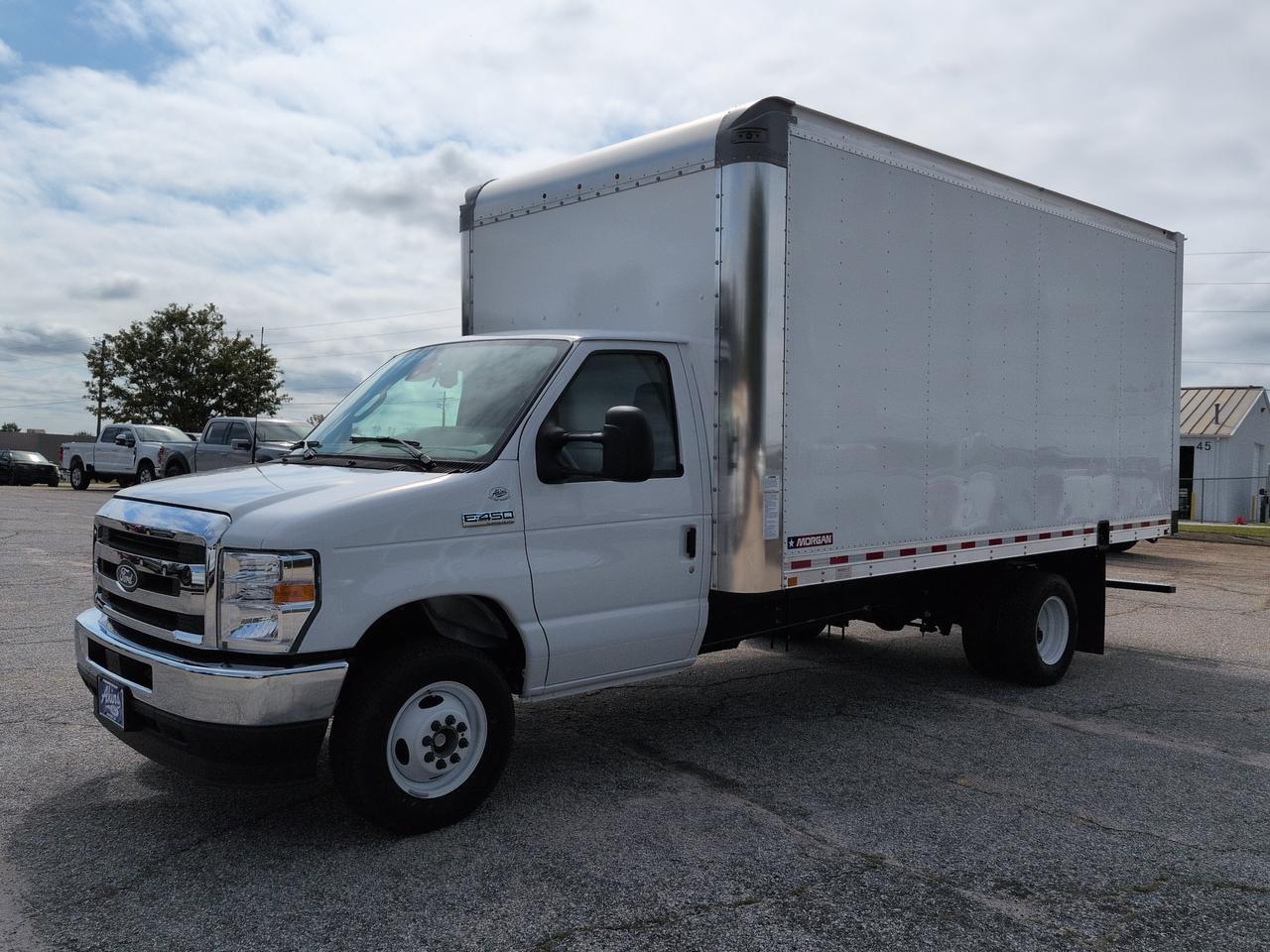 2027 Ford E-Series Cutaway Box Truck Appleton WI