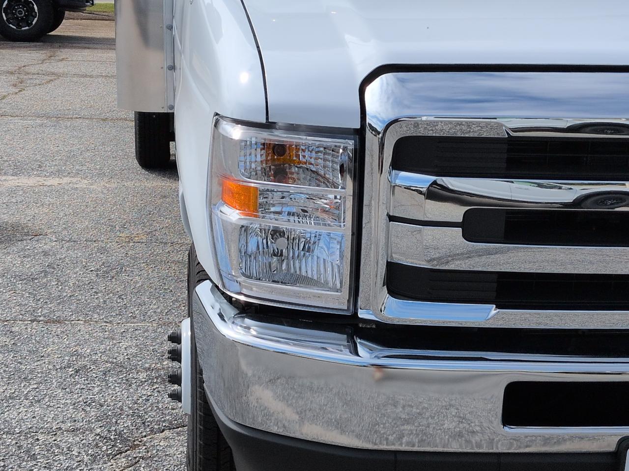 2027 Ford E-Series Cutaway Box Truck Winder GA