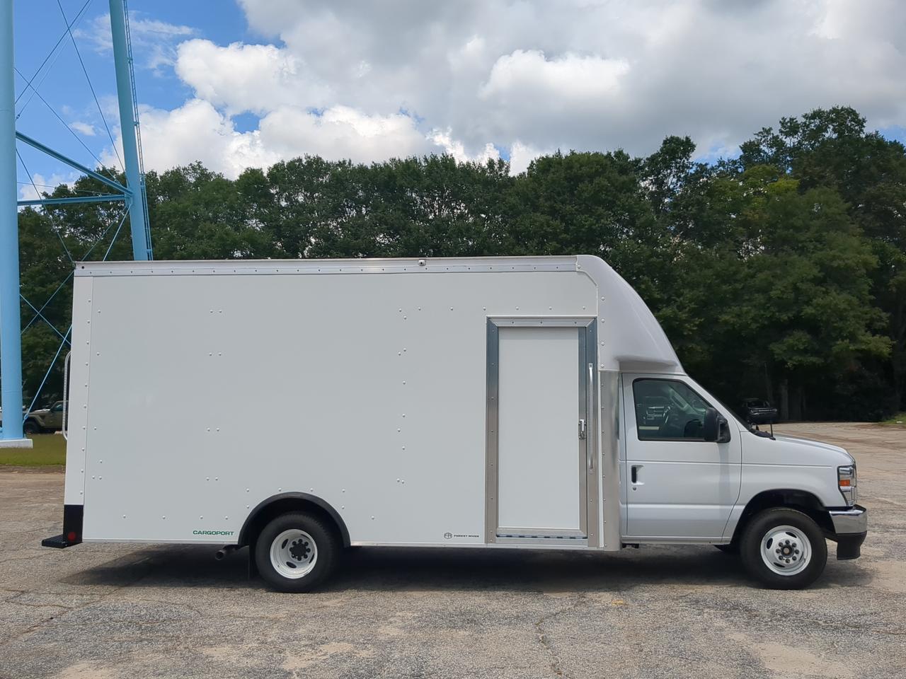 2027 Ford E-Series Cutaway CUTAWAY Appleton WI
