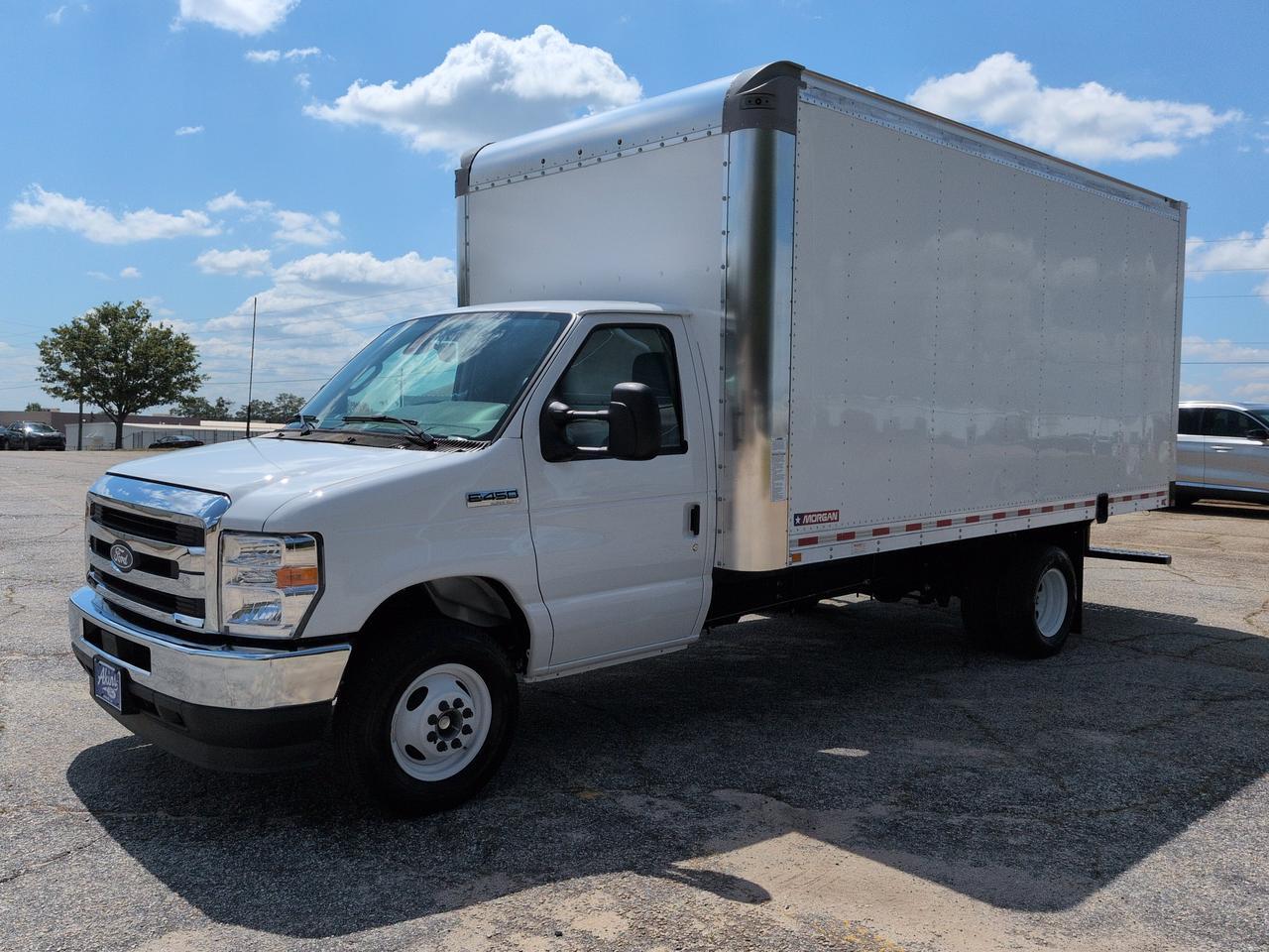 2027 Ford E-Series Cutaway CUTAWAY Winder GA