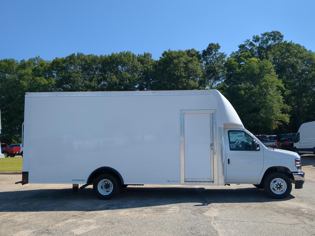 2027 Ford E-Series Cutaway CUTAWAY Winder GA
