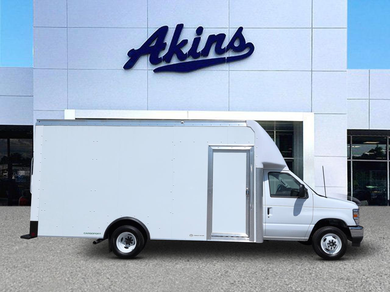 2027 Ford E-Series Cutaway CUTAWAY
