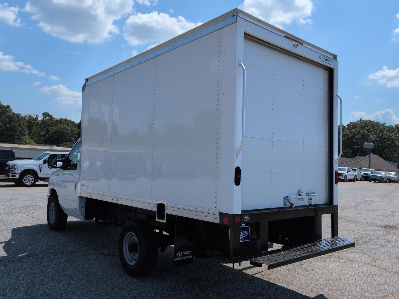 2027 Ford E-Series Cutaway E350 Winder GA