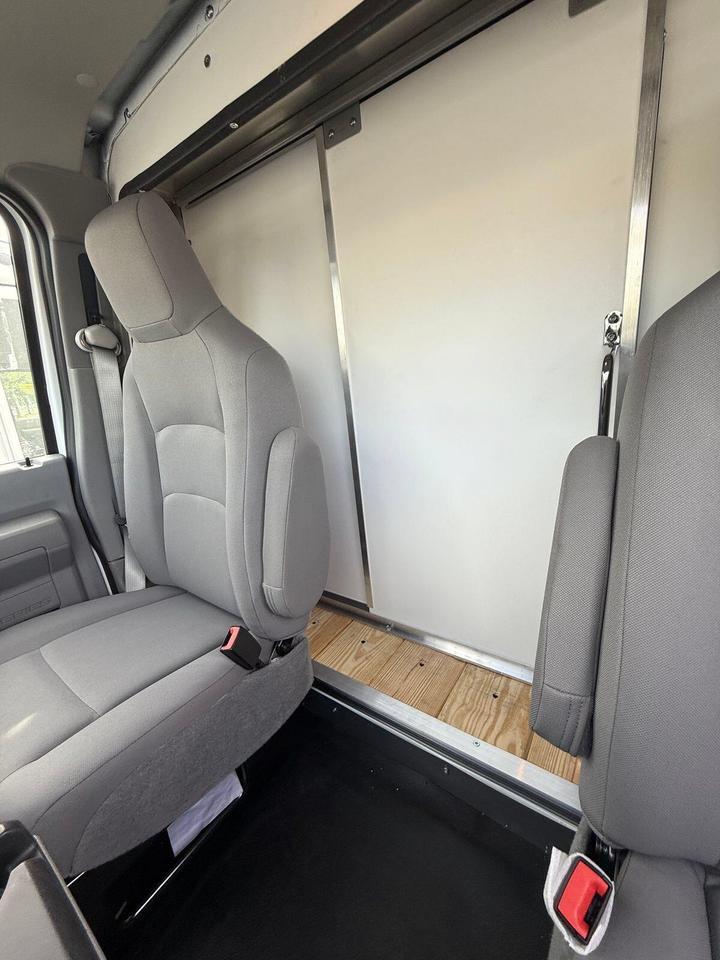 2027 Ford E-Series Cutaway Standard Gaithersburg MD